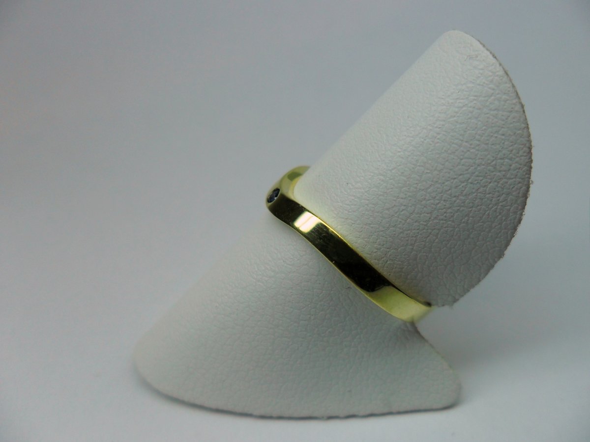 Golf Ring met Saffier 0.02 crt.